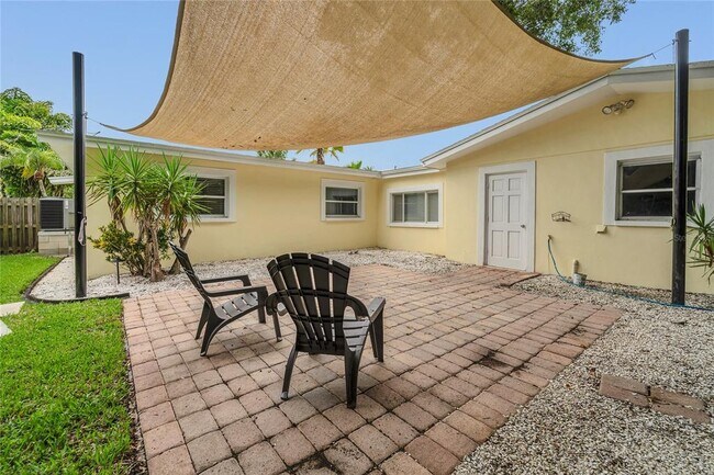 Building Photo - 312 Lagoon Dr