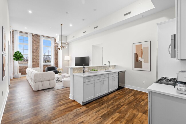 Building Photo - 6200 Hudson Ave