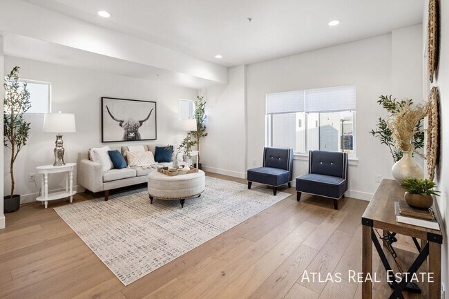 Building Photo - 4525 Tabor St