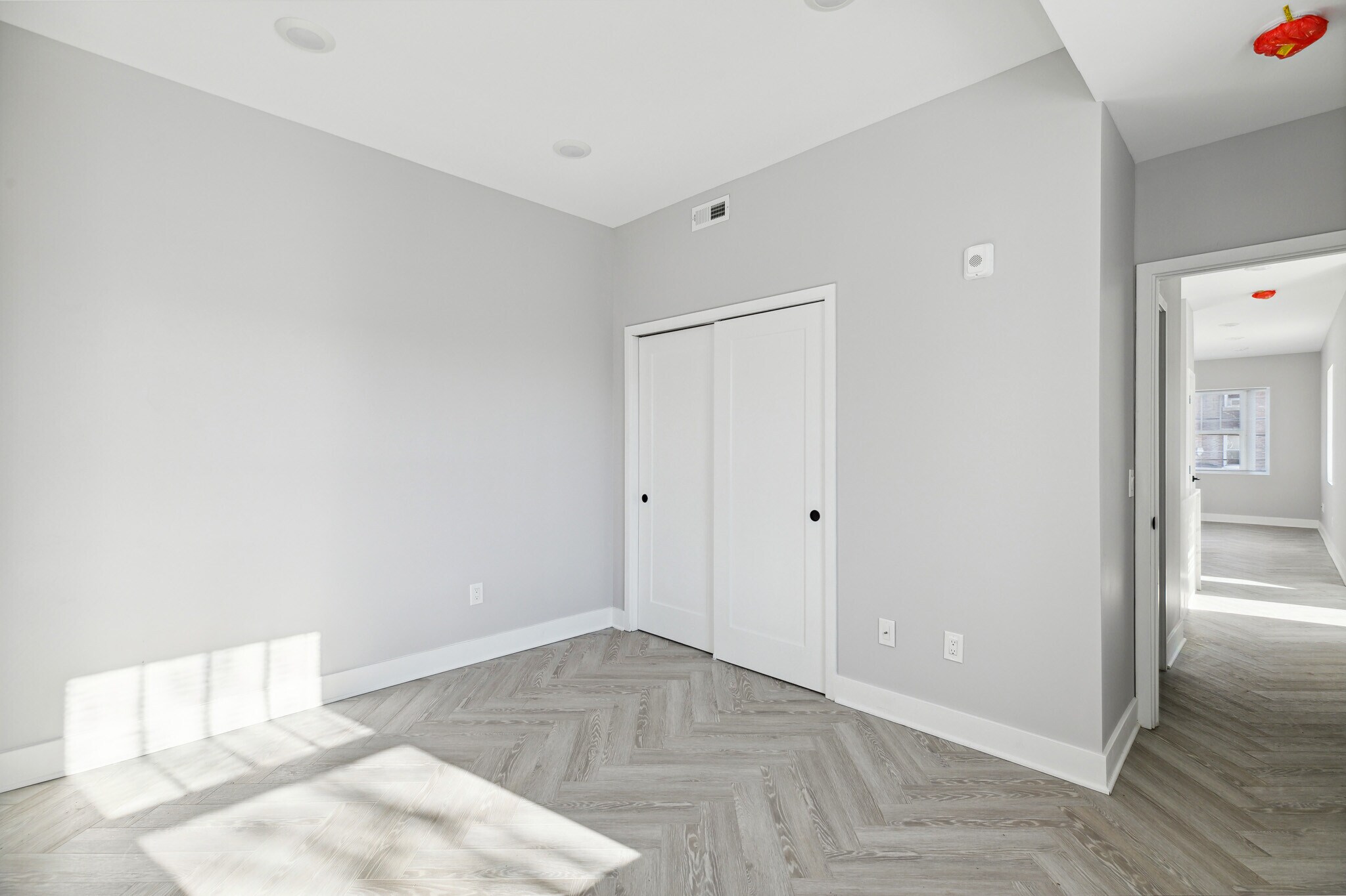 Building Photo - 862 N 41st St