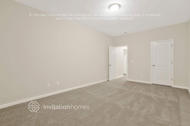 Building Photo - 4339 Shamrock Dr