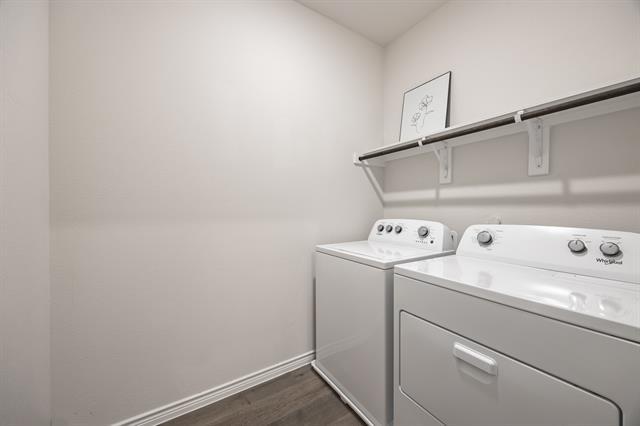 Building Photo - 2016 Saddle Wy