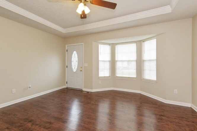 living room - 1613 Cedar Tree Ln
