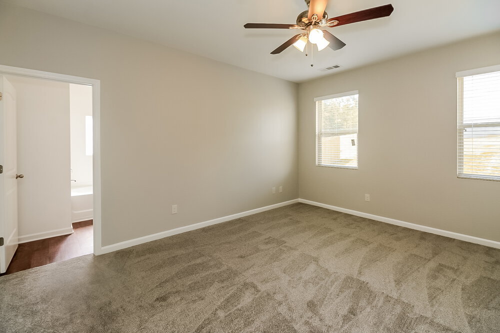 Building Photo - 141 Ivey Meadow Dr