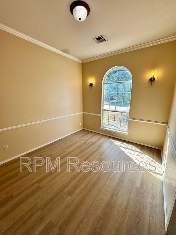 Building Photo - 8413 NW 77th St