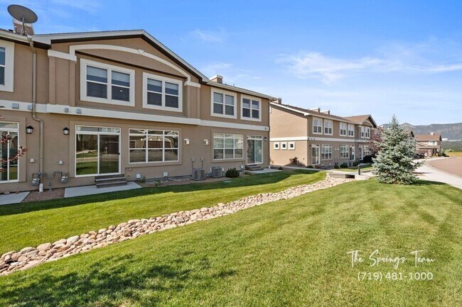 Building Photo - 740 Brambleberry Hts