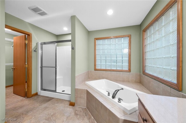 Building Photo - 2366 Stony Hill Rd