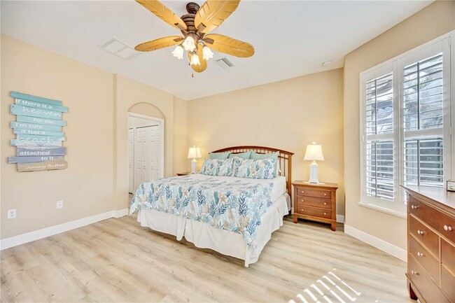 Building Photo - 15341 Mille Fiore Blvd