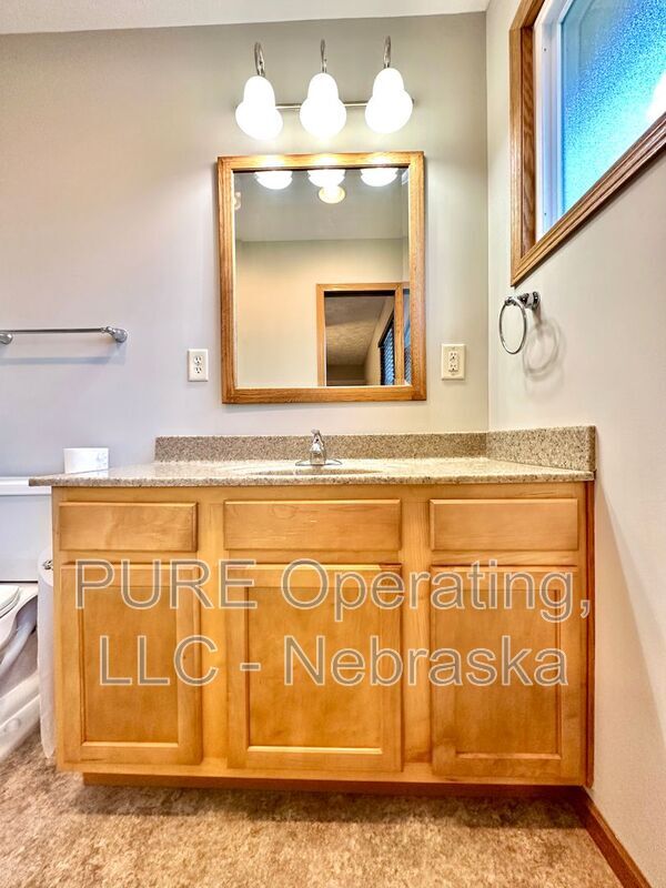 Building Photo - 13007 S 35th St