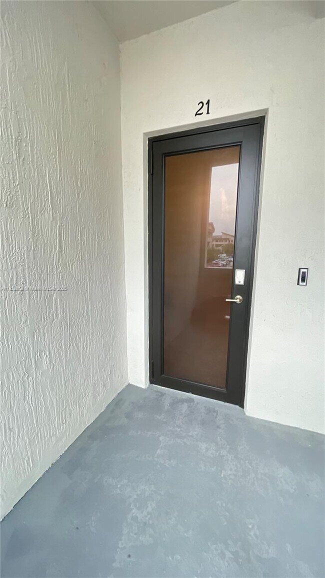 Building Photo - 8005 NW 104th Ave