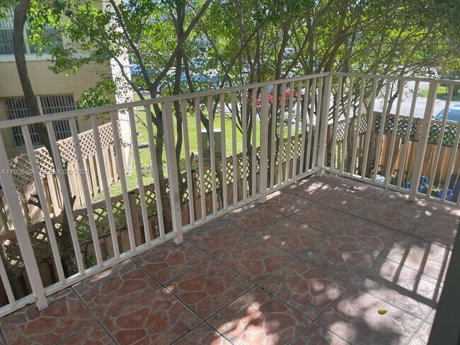 Building Photo - 4270 NW 79th Ave