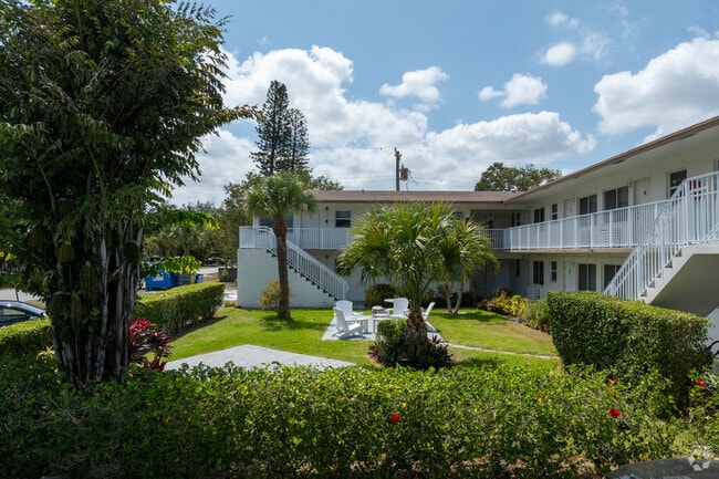 525 S Broadway - Cheryle Apts