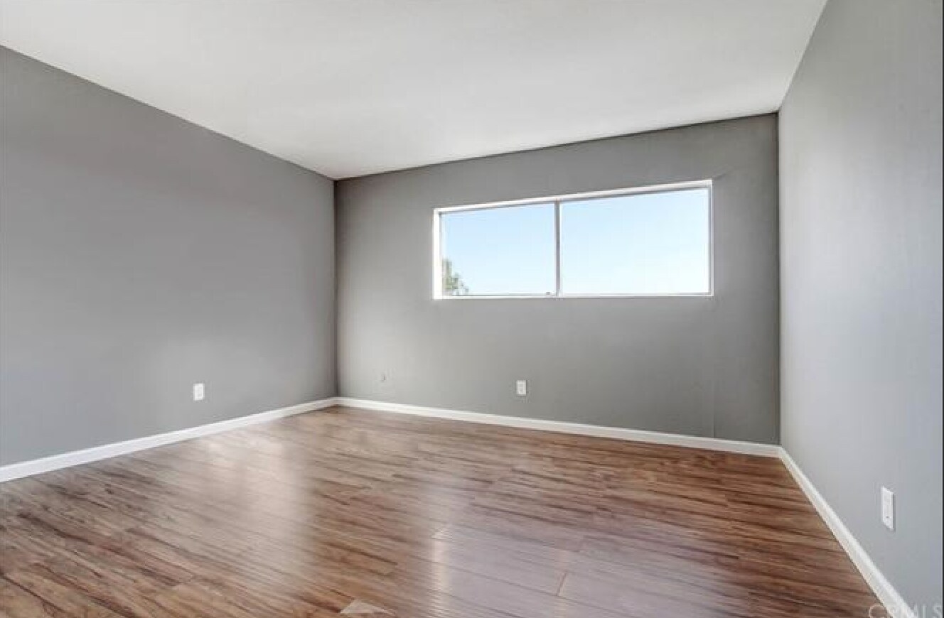 bedroom one - 730 N Eucalyptus Ave