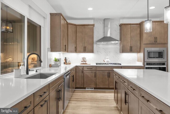 Building Photo - 42338 Nelsonville Ter