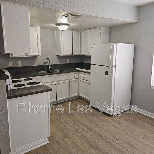 Building Photo - 4720 Cessna Ave