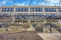 Building Photo - 1001 W 15th St