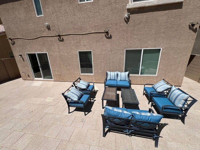 Building Photo - A Fantastic 4 Bedroom Home with the primary Downstairs, in Silverado Ranch