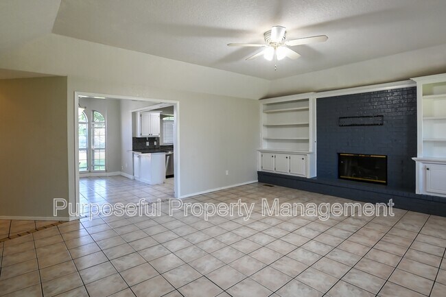 Building Photo - 1121 SW 99th Terrace