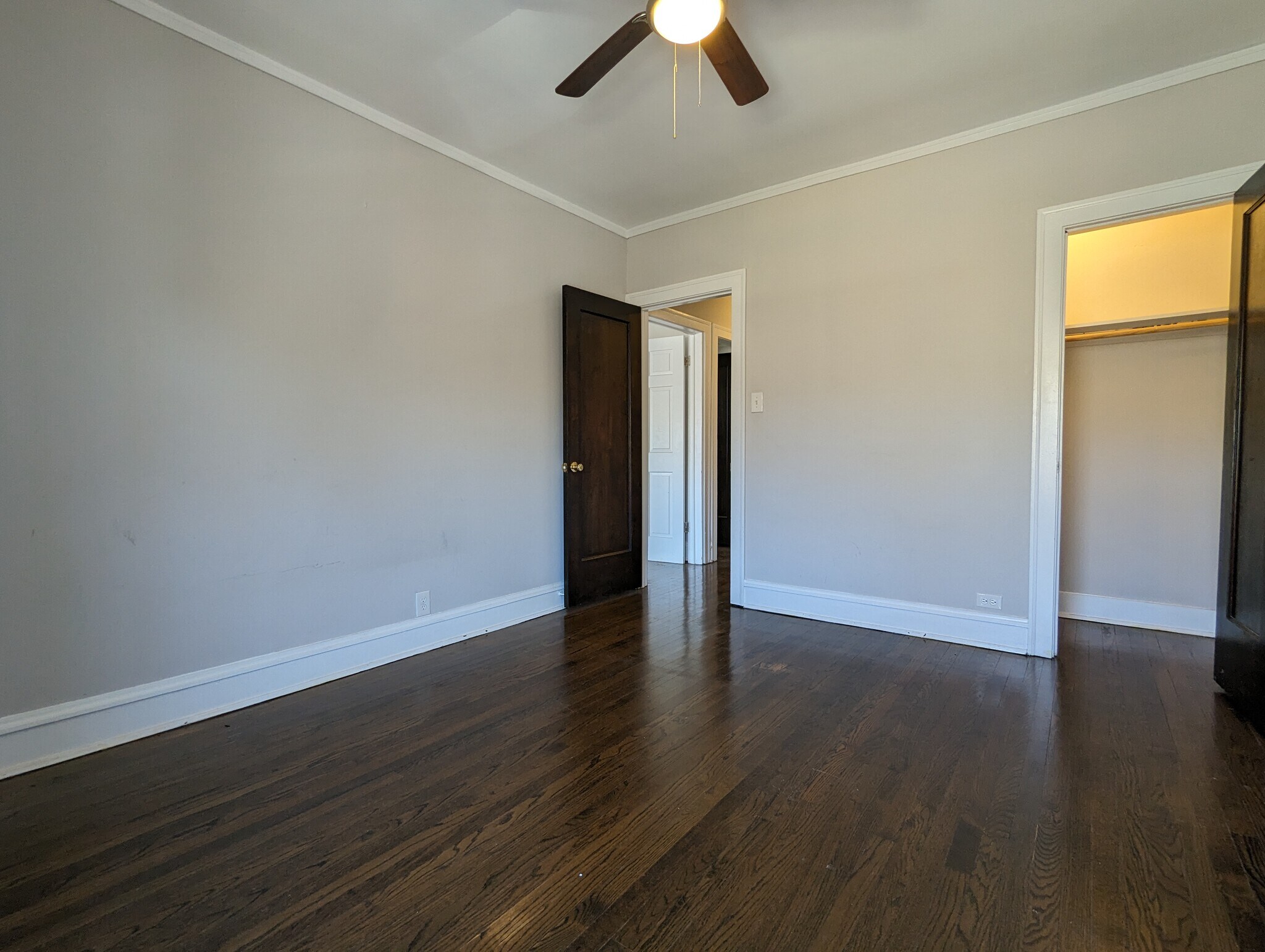 Building Photo - 1835 W Winona St