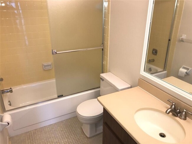 Building Photo - 3705 34th Ave Dr W