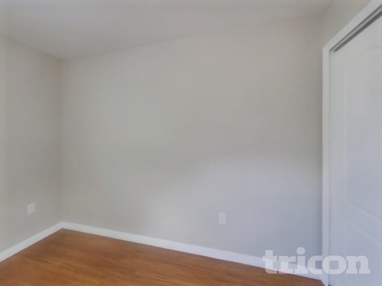 Building Photo - 18816 Litzau Ln