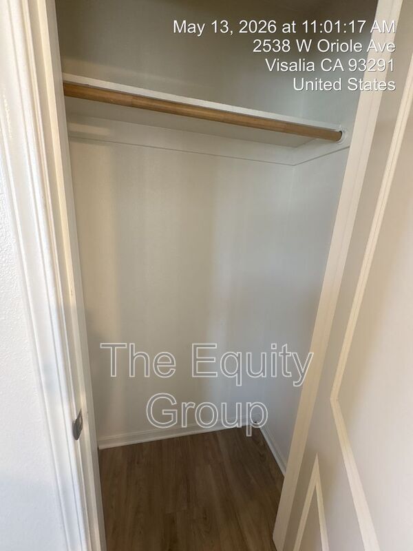 Building Photo - 2534 W Oriole Ave