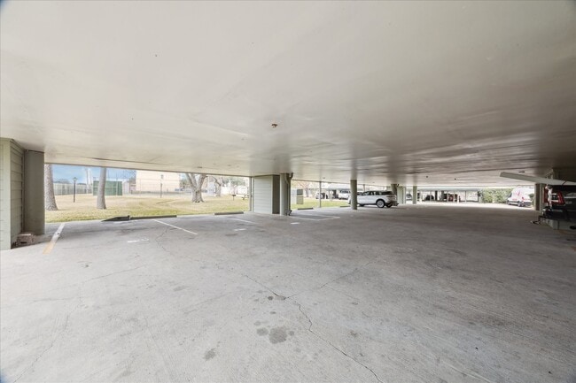 Building Photo - 18809 Egret Bay Blvd