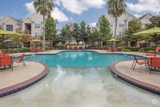 Building Photo - The Fenwick Apartment Homes