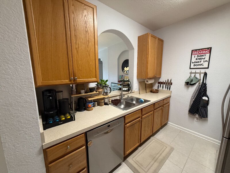 Building Photo - 6380 Contessa Dr