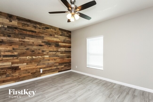 Building Photo - 3740 Briarwood Estates Cir