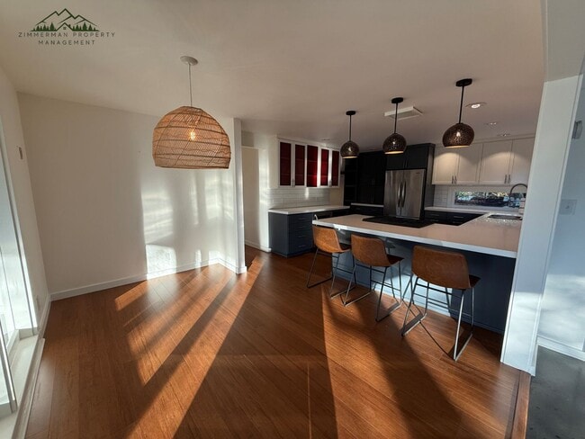 Building Photo - 1808 E 28th Ave