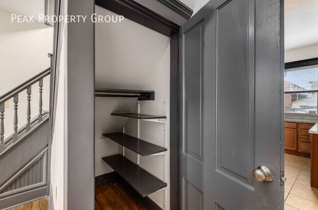 Building Photo - 180-182 W. 8th Avenue-182 W. 8th Avenue