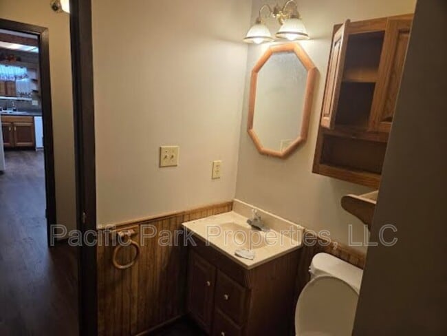 Building Photo - 3232 Milford Rd