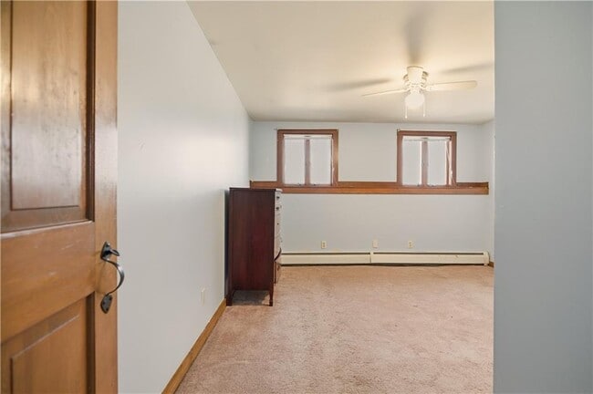 Building Photo - 46 Simmons Rd