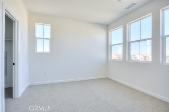 Building Photo - 6003 Huntington Dr