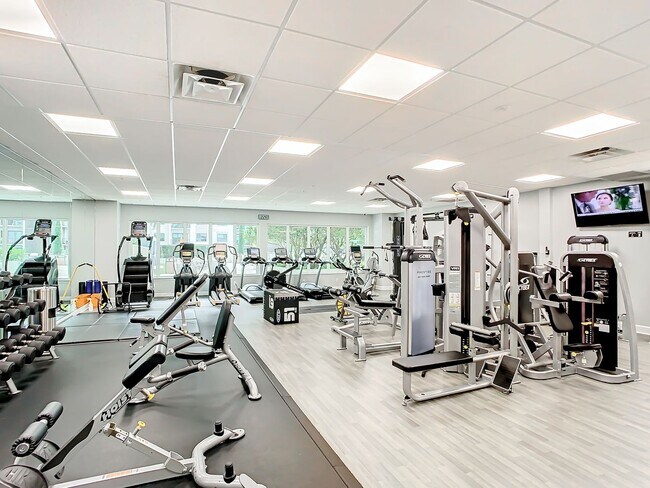Building Photo - 2/2 at The Sanctuary ~ Downtown Orlando's Established Luxury Condos 1 Block from Lake Eola