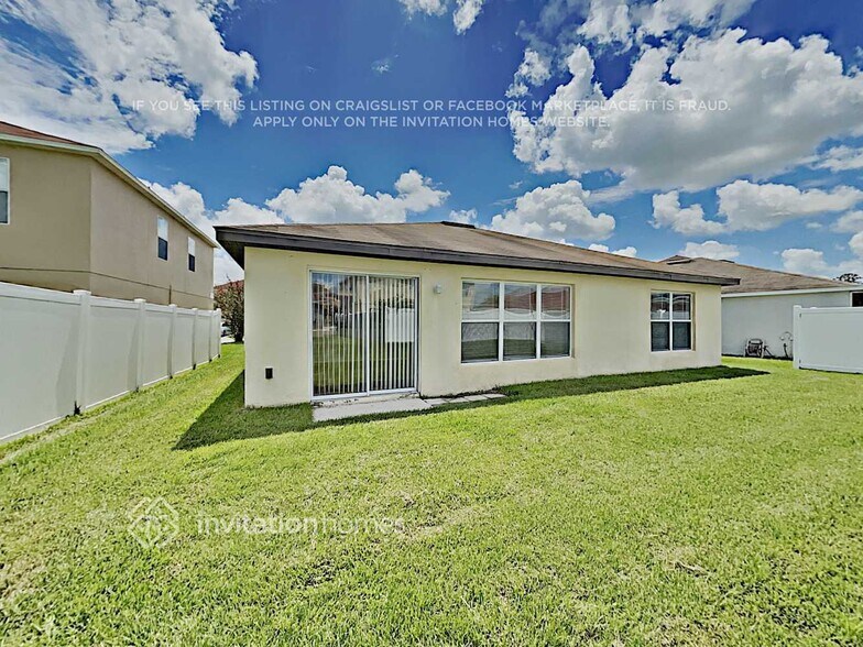 Building Photo - 3011 Yarrow Ln