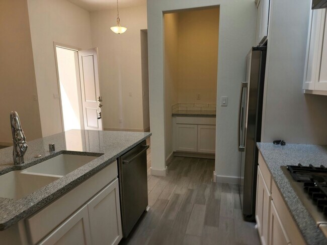 Building Photo - Modern 3-Bed, 2-Bath Home in Rio Rancho’s ...