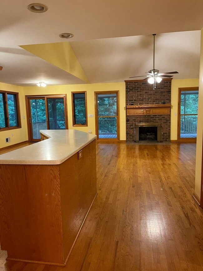 Building Photo - Gilbert - Call Lexington Office 803-359-0793