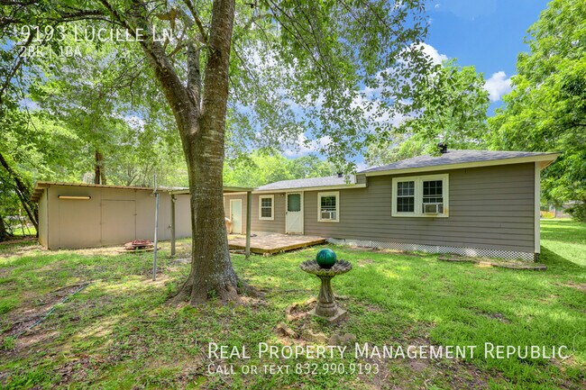 Building Photo - 9193 Lucille Ln
