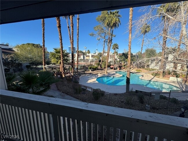 Building Photo - 518 Delfern Ln