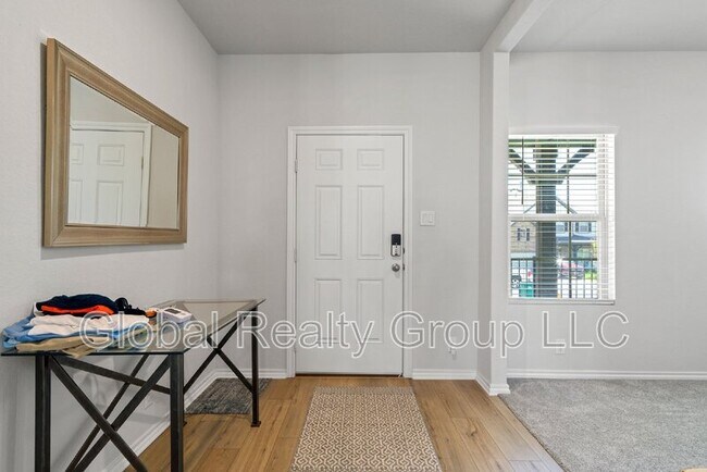 Building Photo - 6735 Shiraz Wy