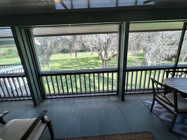 Building Photo - Great updated 2/2  in Grenelefe