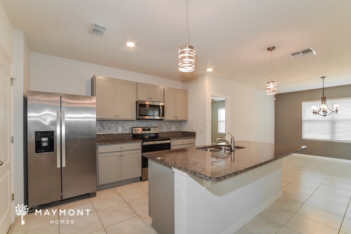 Building Photo - 9578 Black Walnut Dr