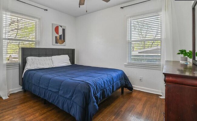 Building Photo - Updated 3 Bed / 1 Bath Home for Rent