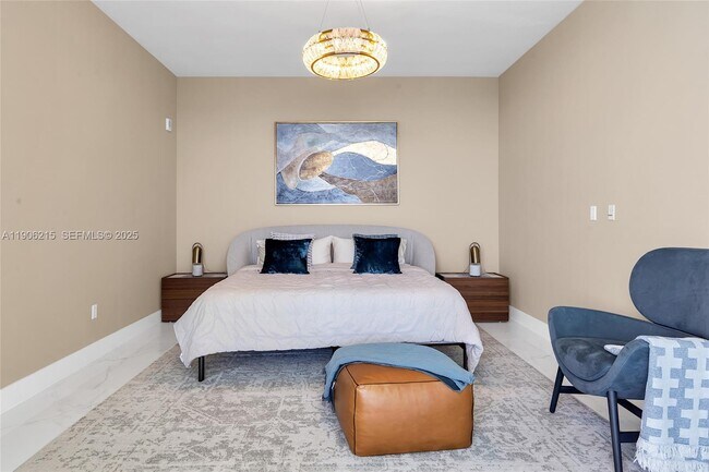 Building Photo - 16901 Collins Ave