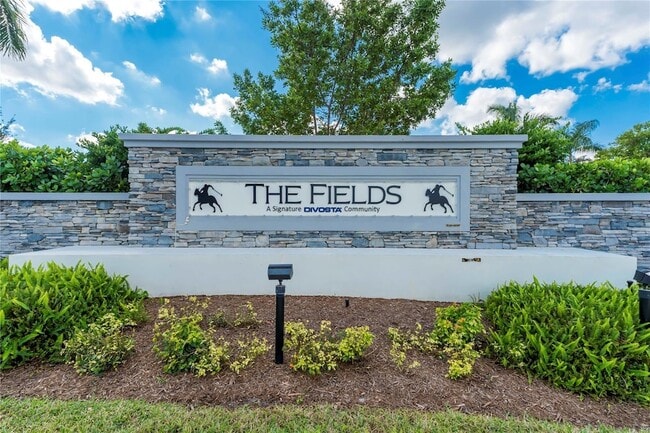 Building Photo - 4828 Chantilly Rd