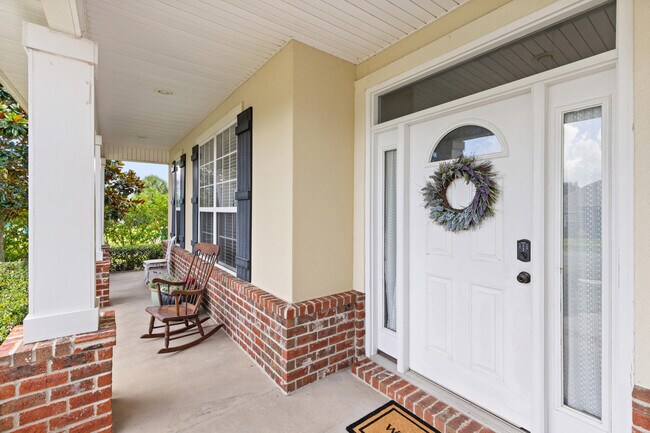 Building Photo - 2899 Chanterelle Cove