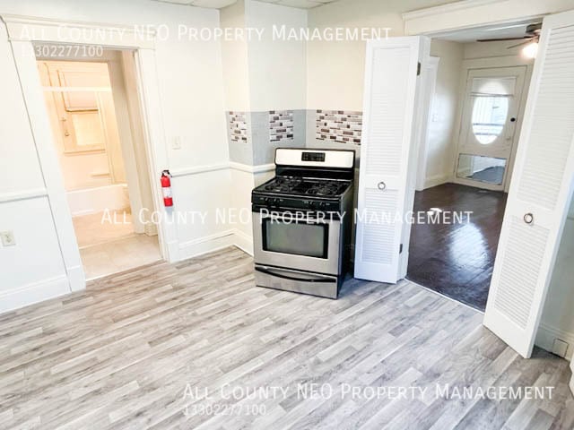 Building Photo - 12321 Imperial Ave