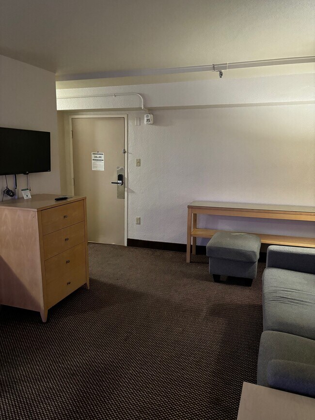 Building Photo - Beluga Point Investments LLC - Inlet Tower